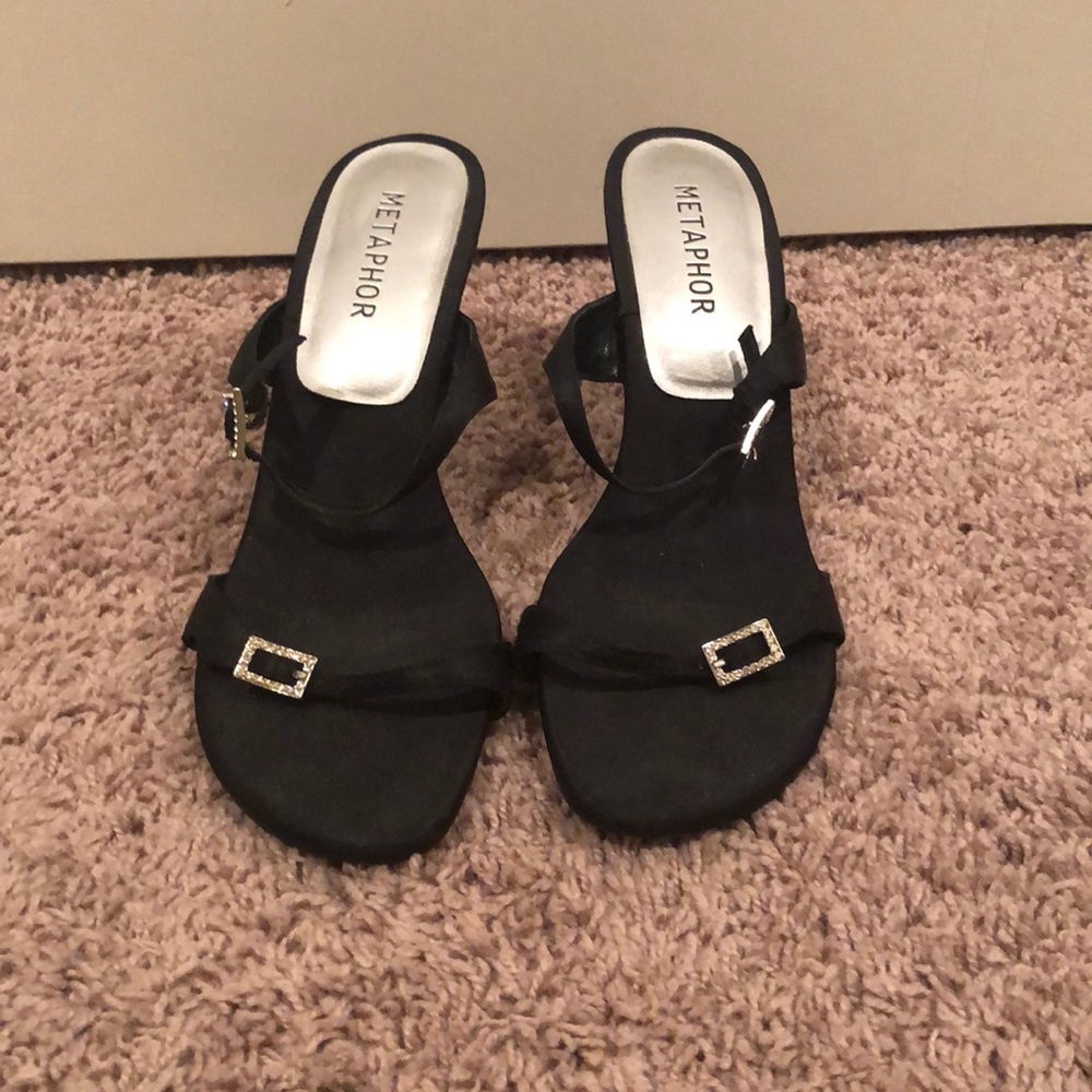 Metaphor black heels